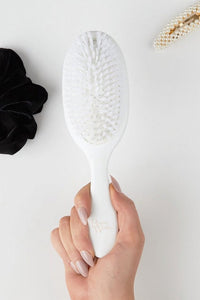 BeautyWorks Molly Mae Oval Bristle Brush